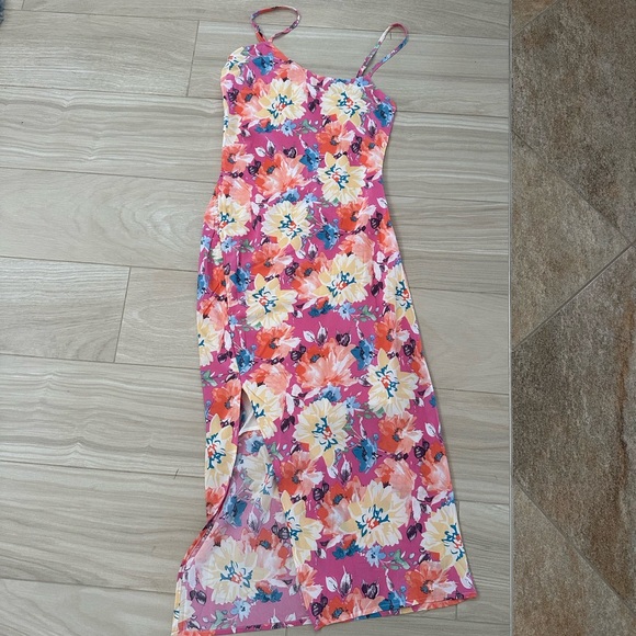 Hello Molly Pink Floral Midi Dress - Picture 9 of 12